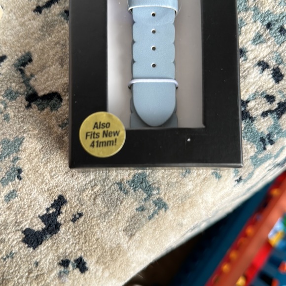 NIB Apple Watch Band compatible with Apple Watch for 38, 40 and 41 mm - Picture 2 of 4